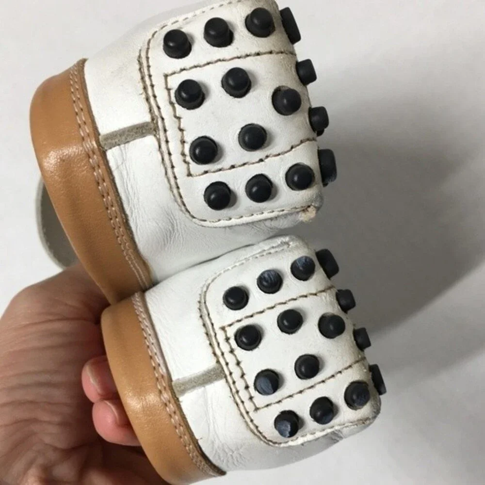 Tod’s White and Tan Leather Moccasins 4.5